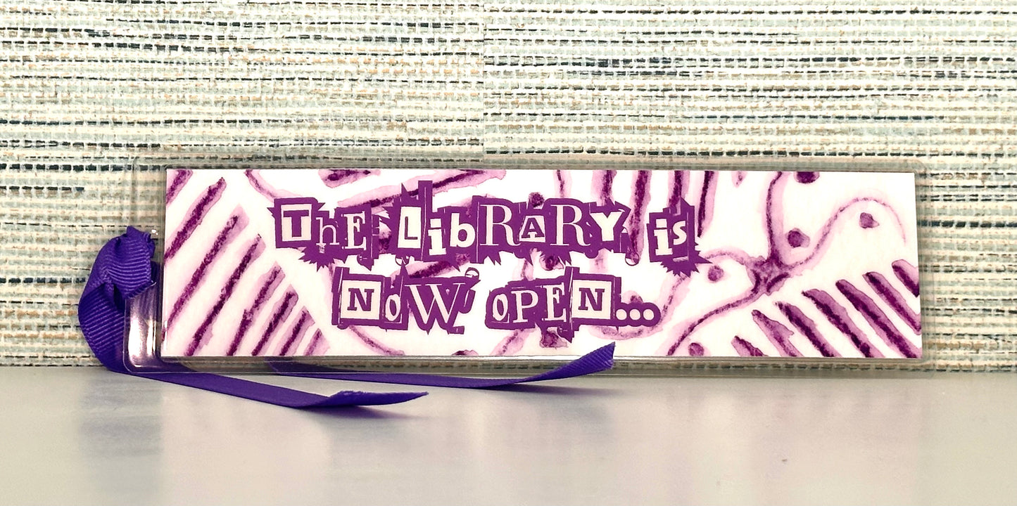 the library is now open... bookmark (Electric Feel pattern - purple)